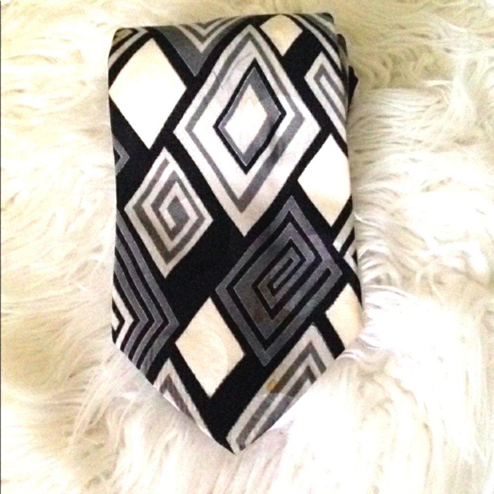 Halston Vintage Italian silk necktie